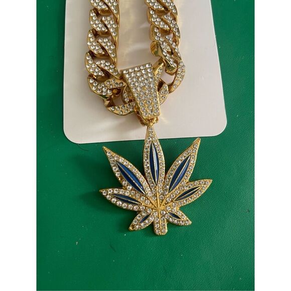 Funky Hip-Hop Punk Maple Leaf Pendant Necklace with Faux Diamond Accents - Picture 5 of 7